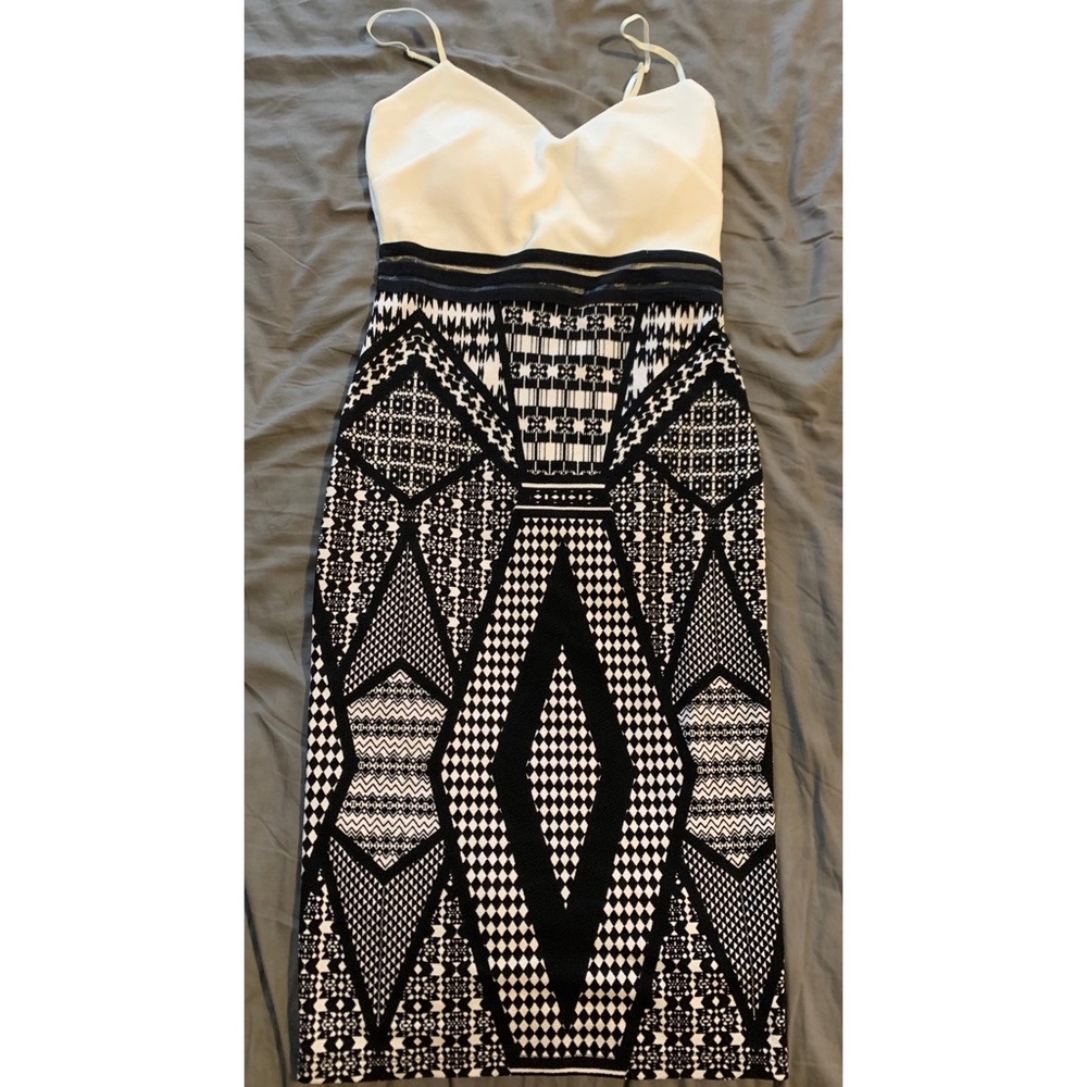 Dress - Picture 2 of 2